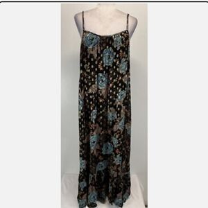 NATURAL LIFE Black and Blue Floral Dress